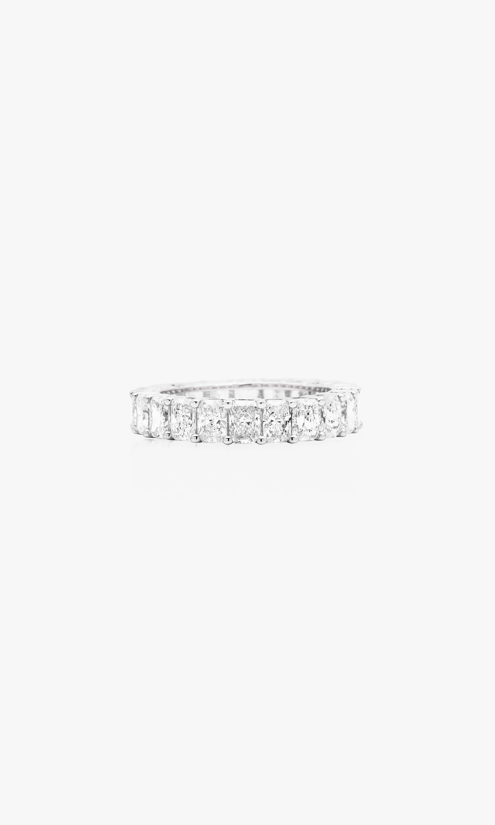 THE FOREVER RADIANT CUT BAND 4.41 Carats