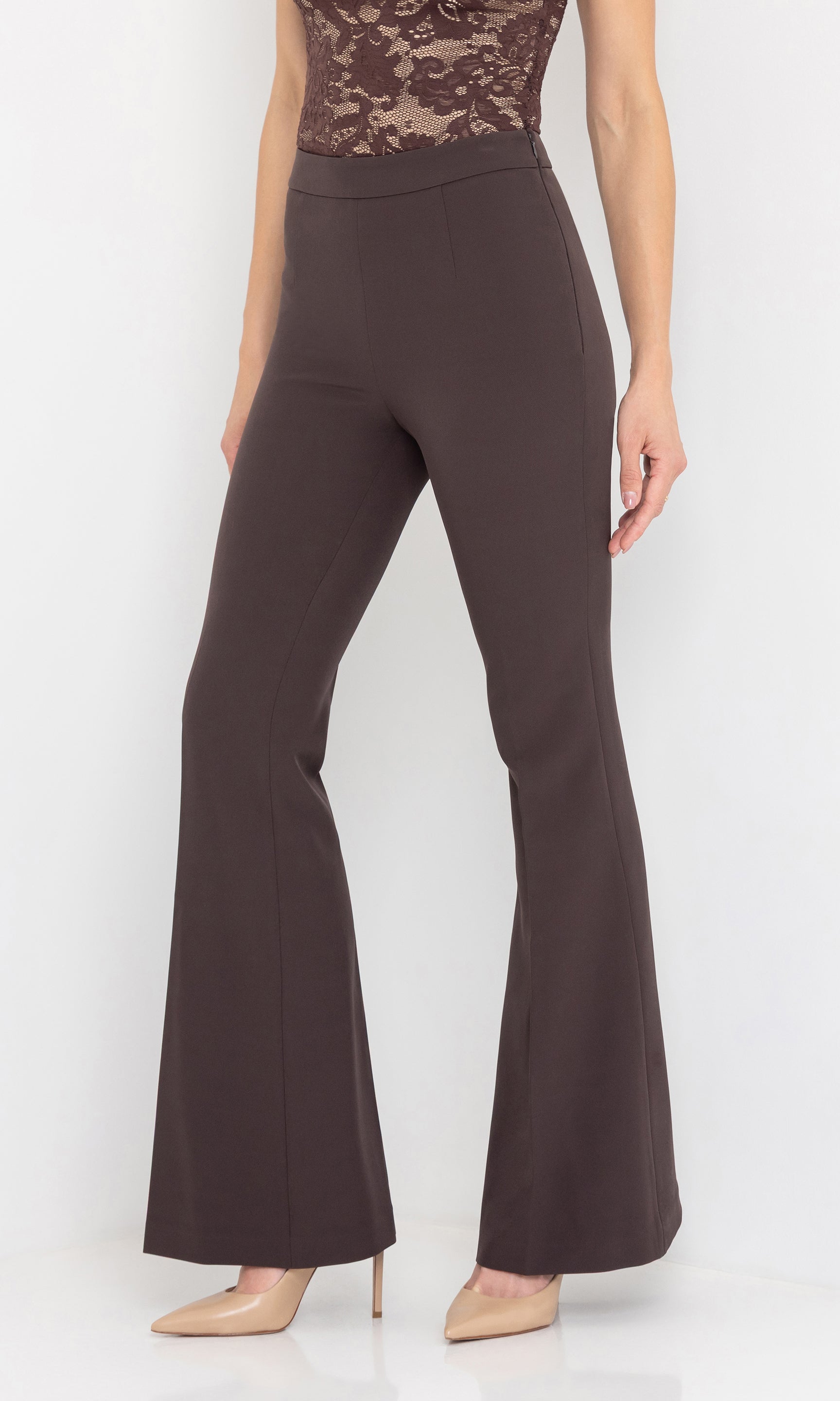Side angled view of the wesley crepe pants with clean tailoring.