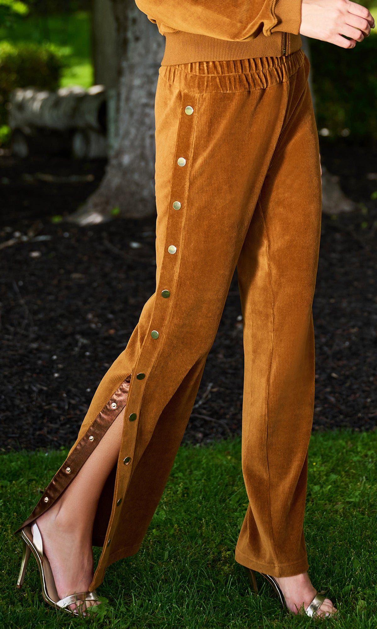 Zola Stretch Corduroy Snap Pants