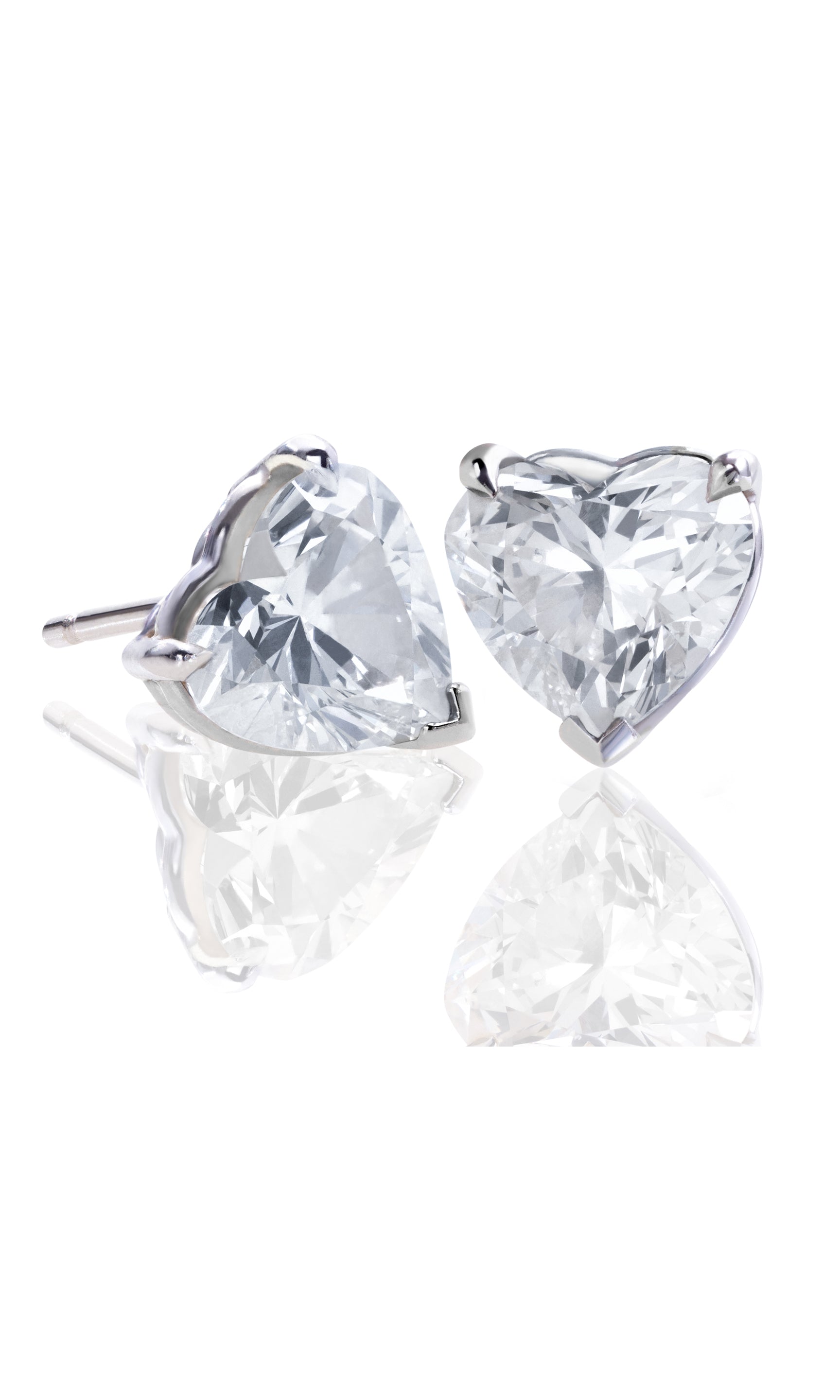 LE PREMIER AMOUR HEART CUT EARRING