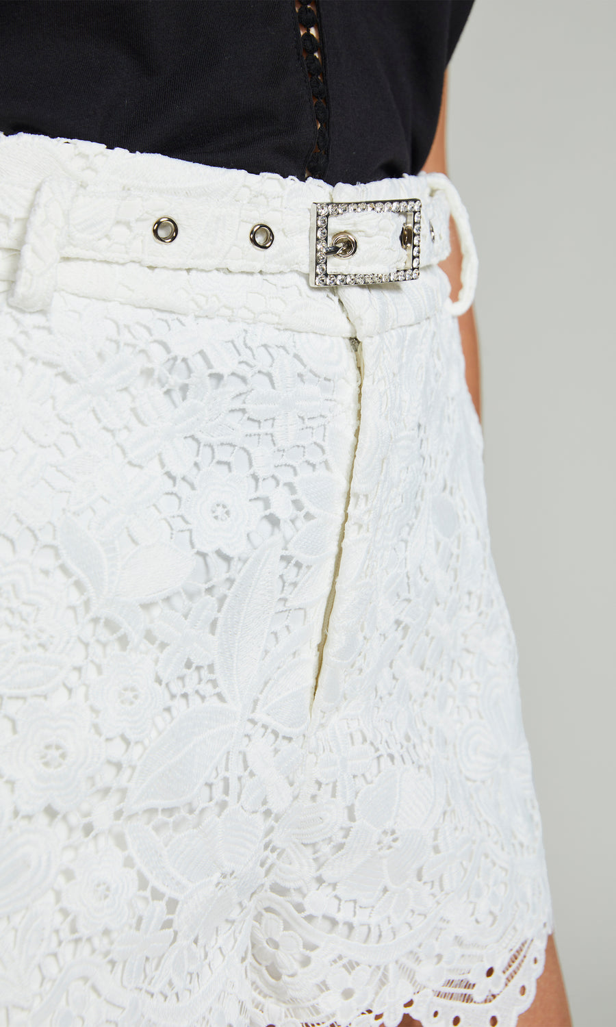 Estee Lace Shorts - White 