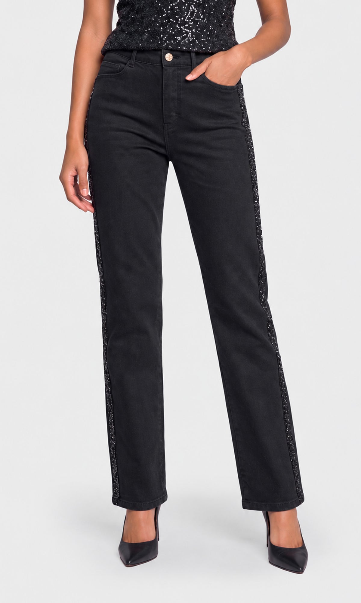 Hania Emb Jeans