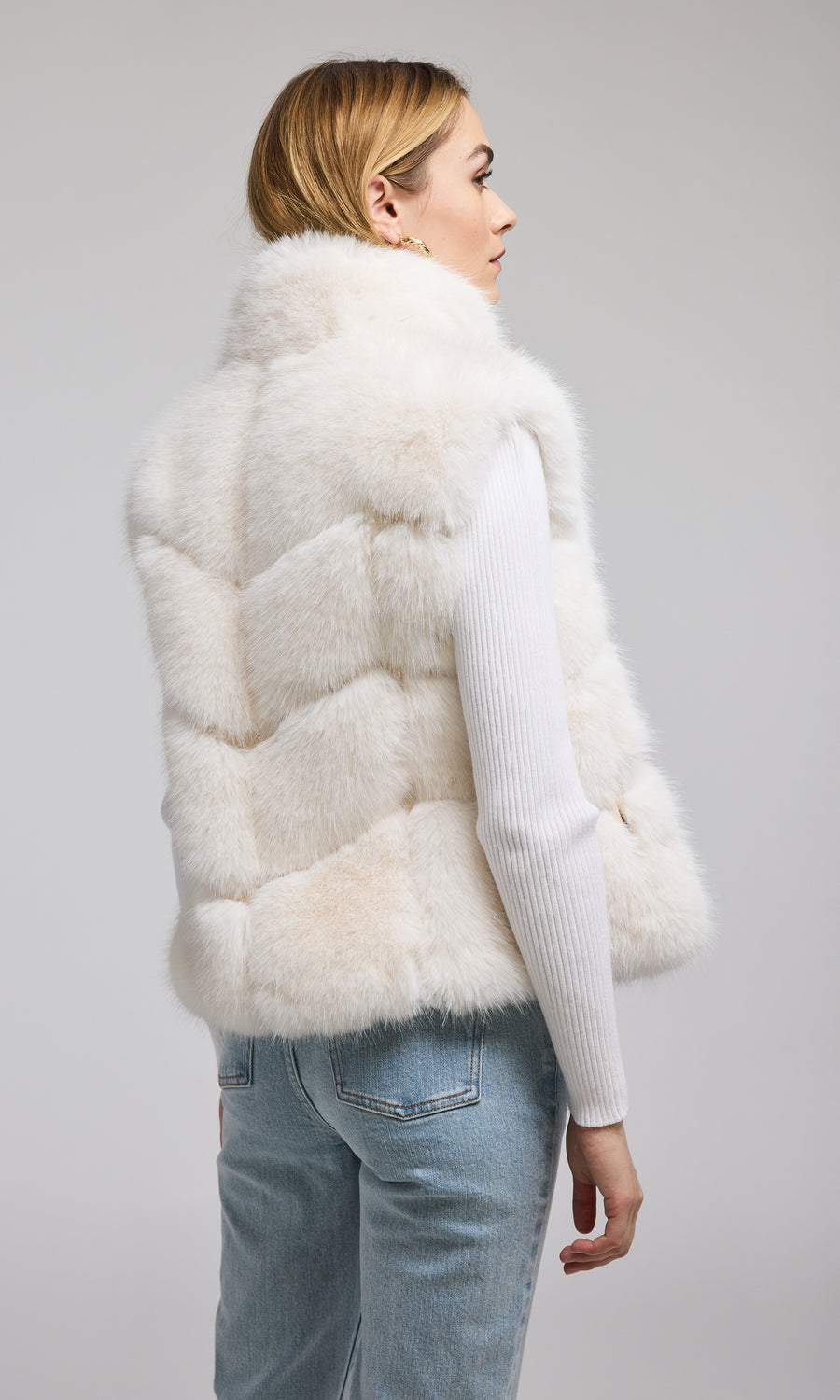 Rosario Faux Fur Vest - White