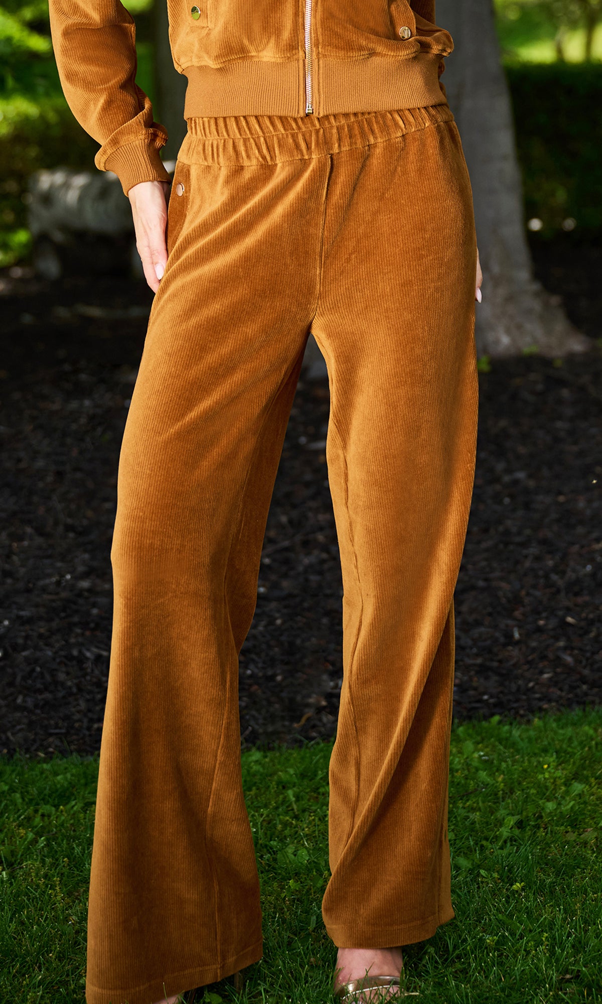 Zola Stretch Corduroy Snap Pants